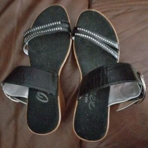 Onex rhinestone dressy black platform shoes Size 7